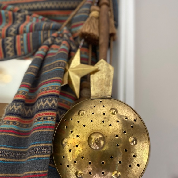 Copper,  brass and wood antique bed warmer -chestnut roaster pan -wall  decor - Picture 2 of 10